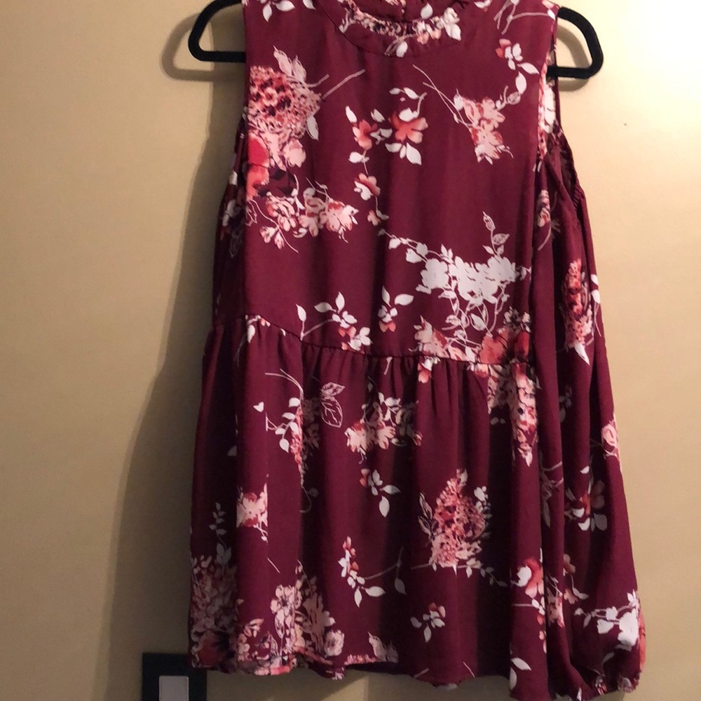 Cold shoulder top